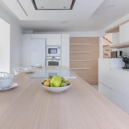 Fidalsa Majestic Villa *