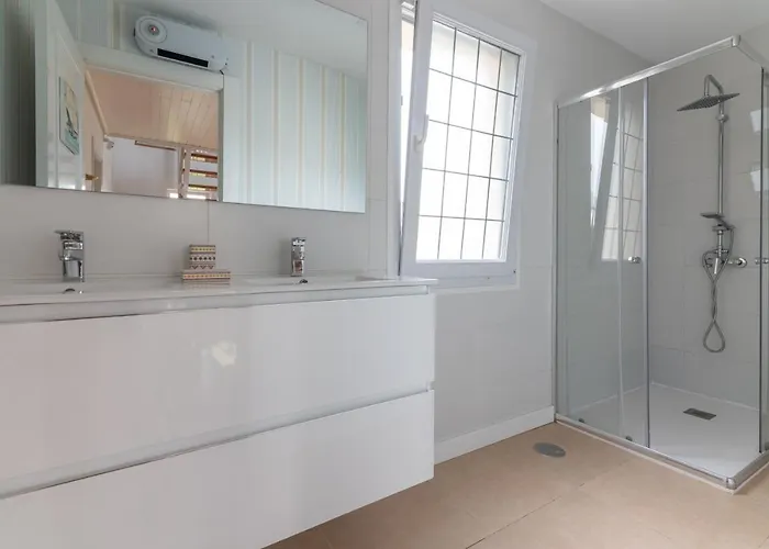 Fidalsa By Majestic. Chalet Puente Arce